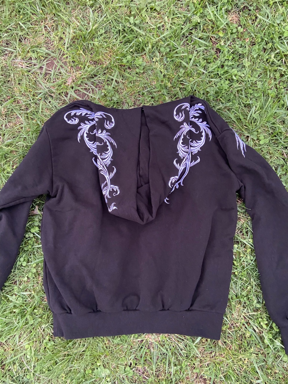Affliction Black Pullover Hoodie with White Winged Skull Graphic - Picture 7 of 8